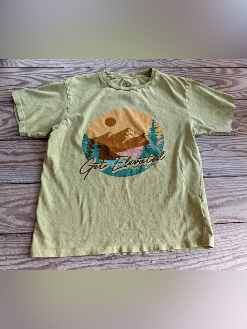 Pura Vida Get Elevated Graphic T-Shirt size xs